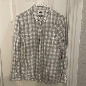 Old Navy classic flannel. M.